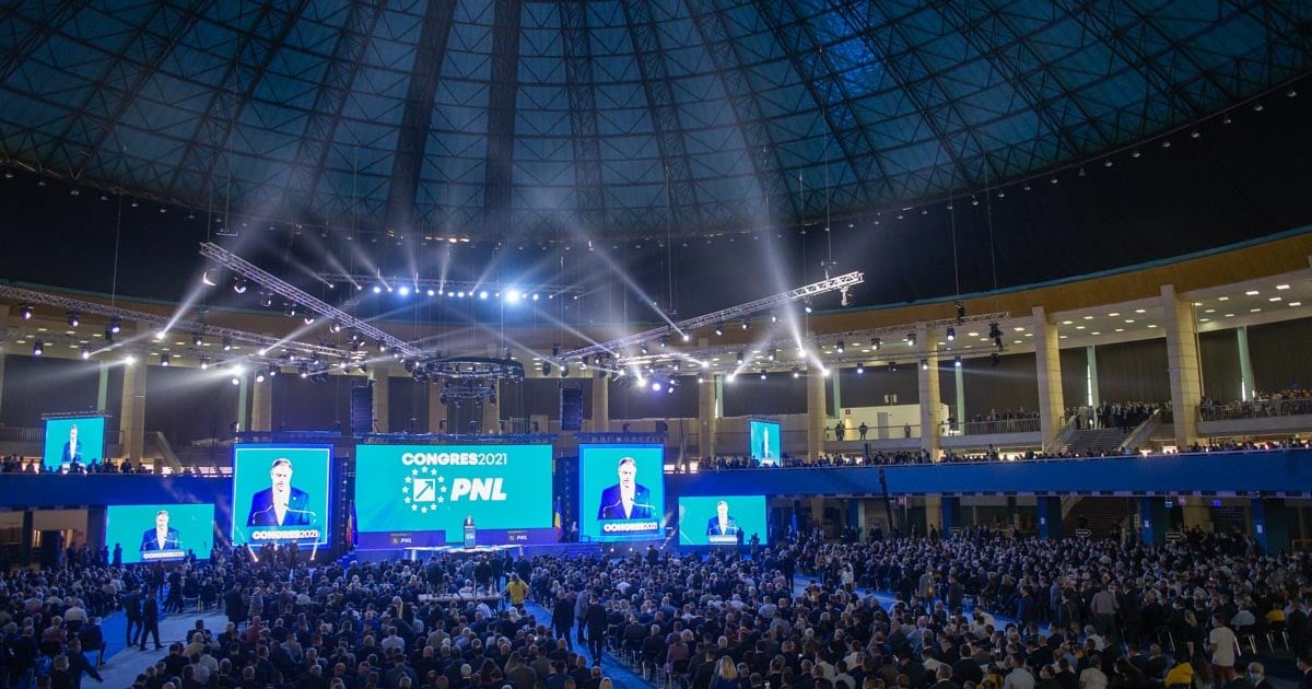 LIVE Președintele Nicușor Dan participă la congresul extraordinar al PNL: „România a trecut printr-un moment dificil, PNL a mers în direcția corectă” / Vicepreședinții regionali, aleși cu unanimitate / Ilie Bolojan, singurul candidat pentru funcția de președinte al partidului / Luptă intensă pentru poziţiile de prim-vicepreşedinţi