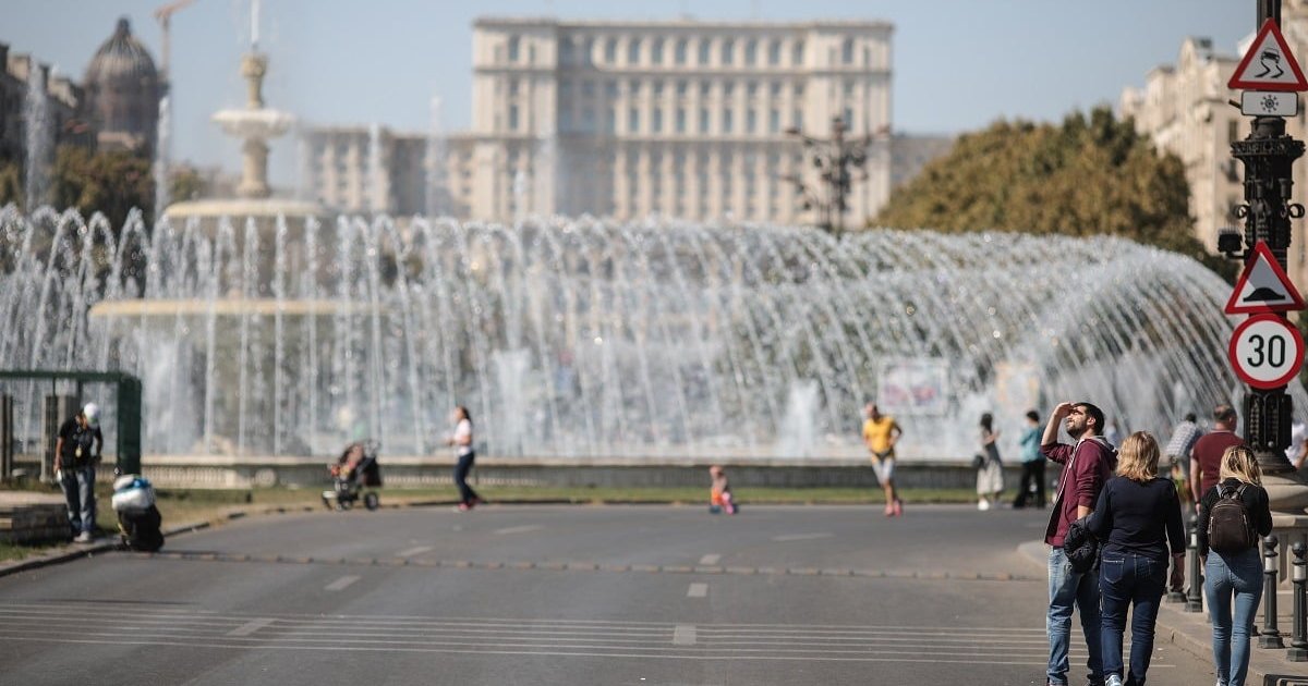 Sindicaliștii din Senat solicită demontarea antenelor și echipamentelor care emit radiații de pe Palatul Parlamentului: „Ori plafonați radiațiile, ori dați jos antenele!”