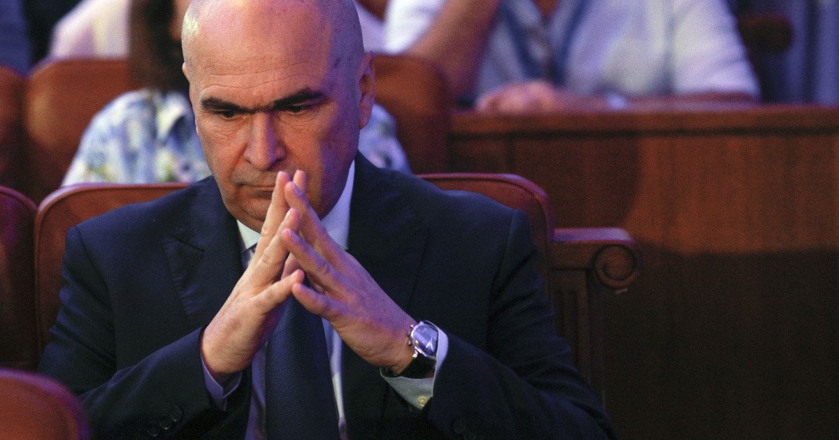 Alegeri în PNL: 10 candidați pentru 4 poziții de prim-vicepreședinte. Nicușor Dan, discurs în congres: Liberalii au făcut și greșeli
